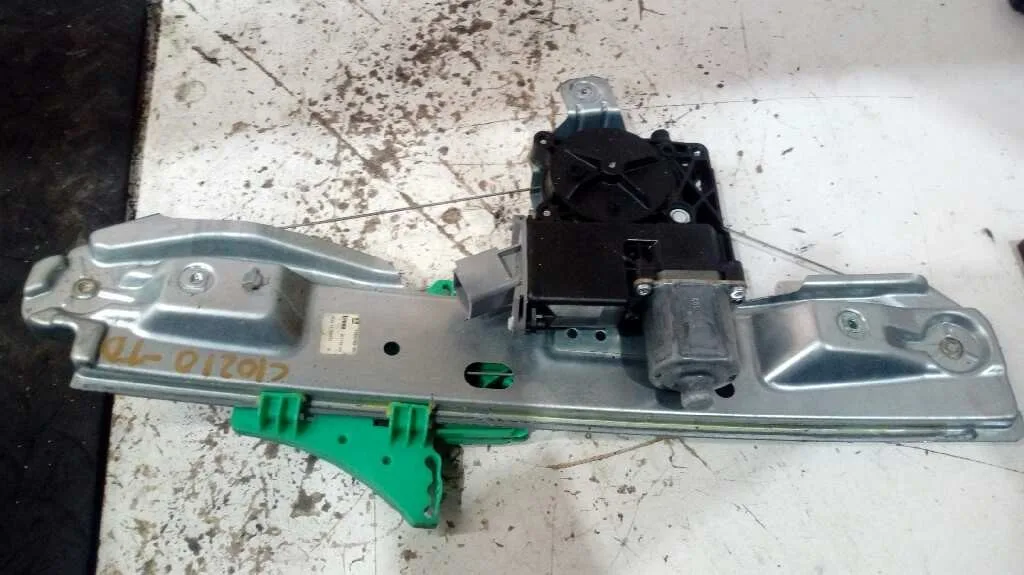 Elevalunas Trasero Derecho para Opel Astra J Lim.
