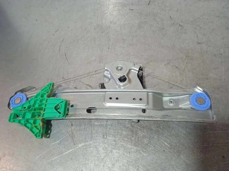 Elevalunas Trasero Izquierdo para Opel Astra J Lim.