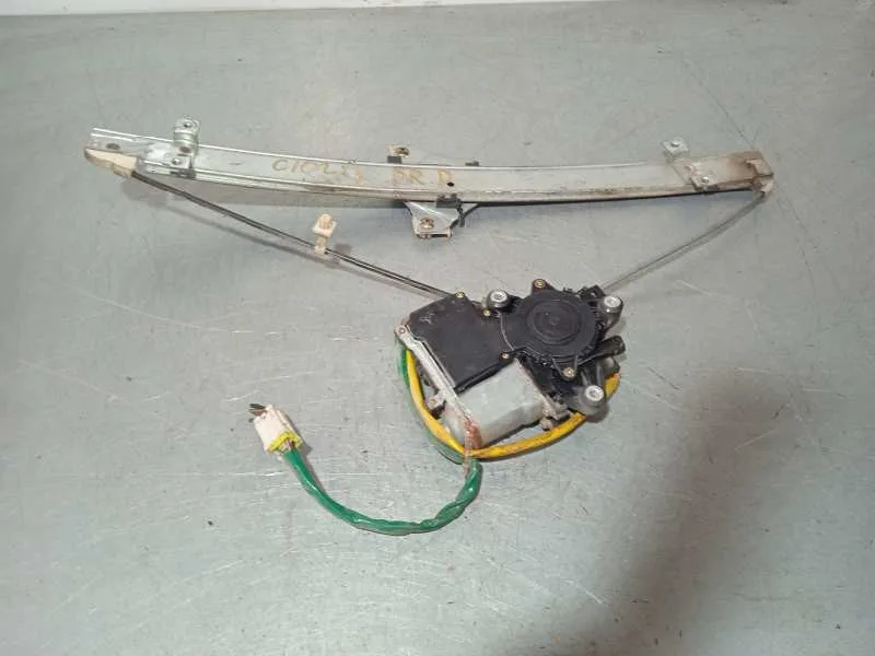 Elevalunas Delantero Derecho para Mitsubishi Space Wagon (N80/N90)