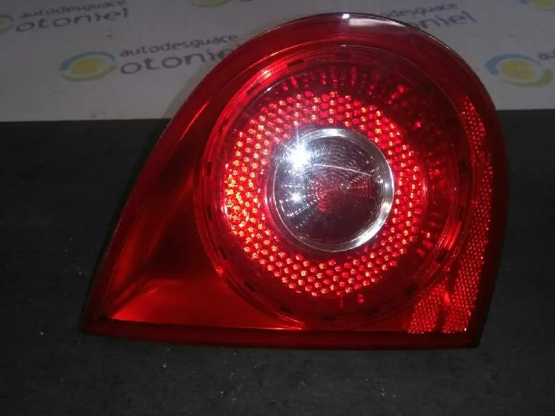 Piloto Trasero Izquierdo Interior para Volkswagen Golf V Berlina (1K1)