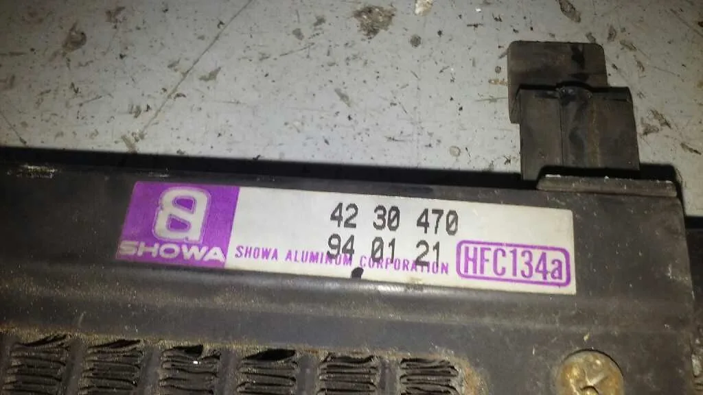Condensador / Radiador Aire Acondicionado para Saab 900 Berlina