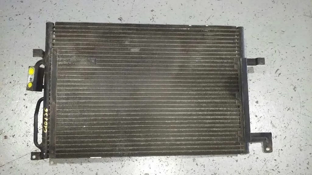 Condensador / Radiador Aire Acondicionado para Saab 900 Berlina