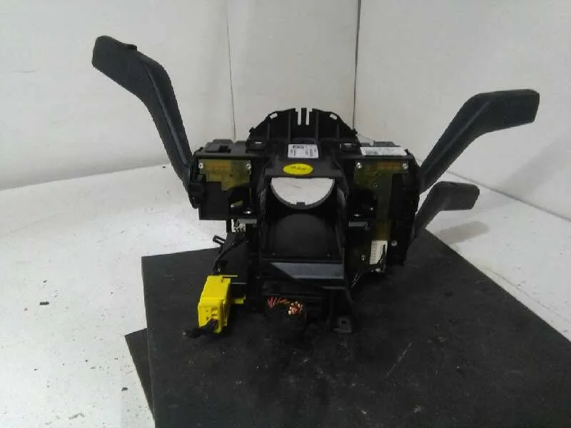 Mando Multifuncion para Volkswagen Passat Berlina (3C2)