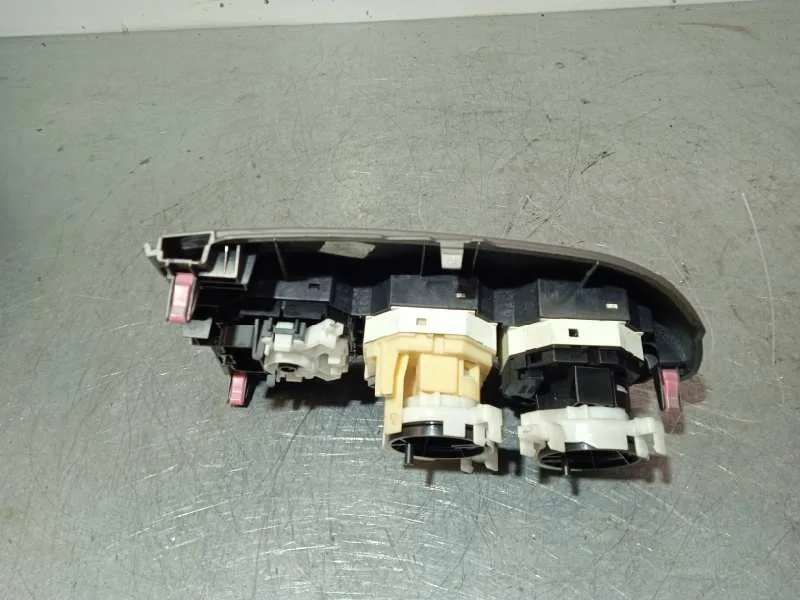 Mando Calefaccion / Aire Acondicionado para Toyota Yaris