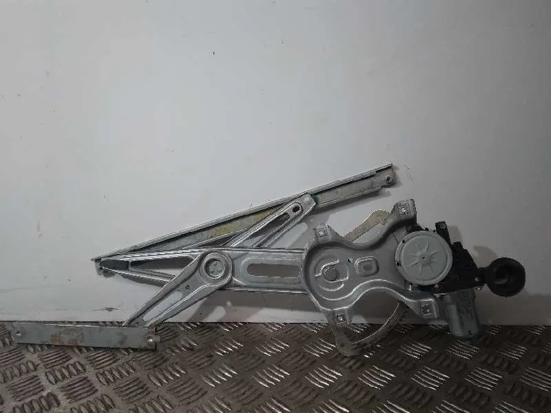 Elevalunas Delantero Derecho para Toyota Yaris
