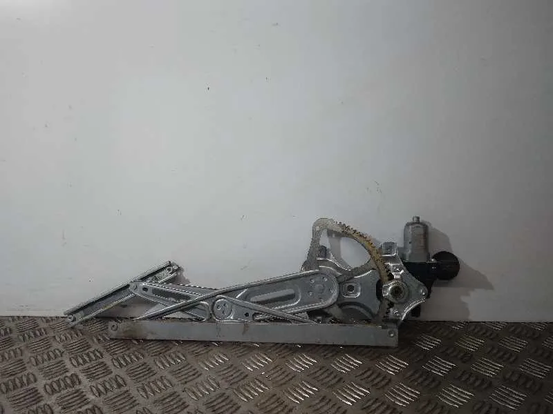 Elevalunas Delantero Derecho para Toyota Yaris