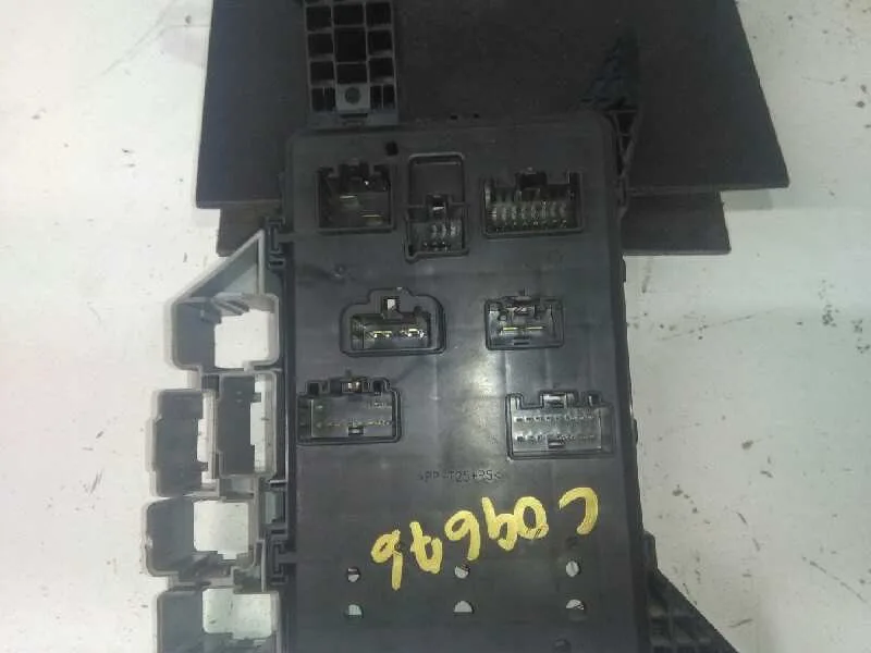 Caja Reles / Fusibles para Ford Mondeo Berlina (Ge)