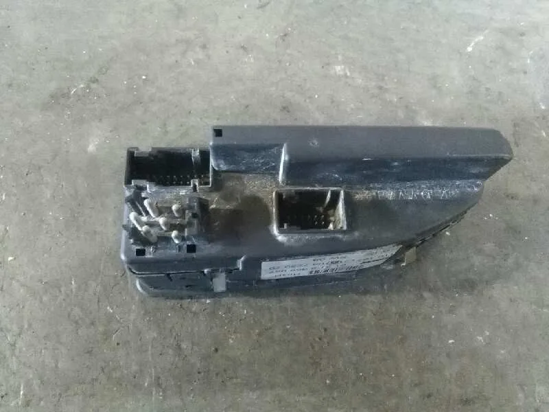 Mando Elevalunas Delantero Izquierdo para Bmw Serie 7 (E38)