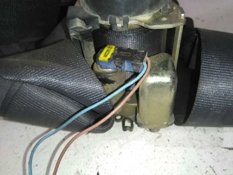 Pretensor Airbag Derecho para Renault Megane Ii Coupe/Cabrio