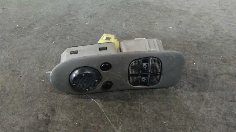 Mando Elevalunas Delantero Izquierdo para Volkswagen T4 Transporter/Furgoneta (Mod. 1991)