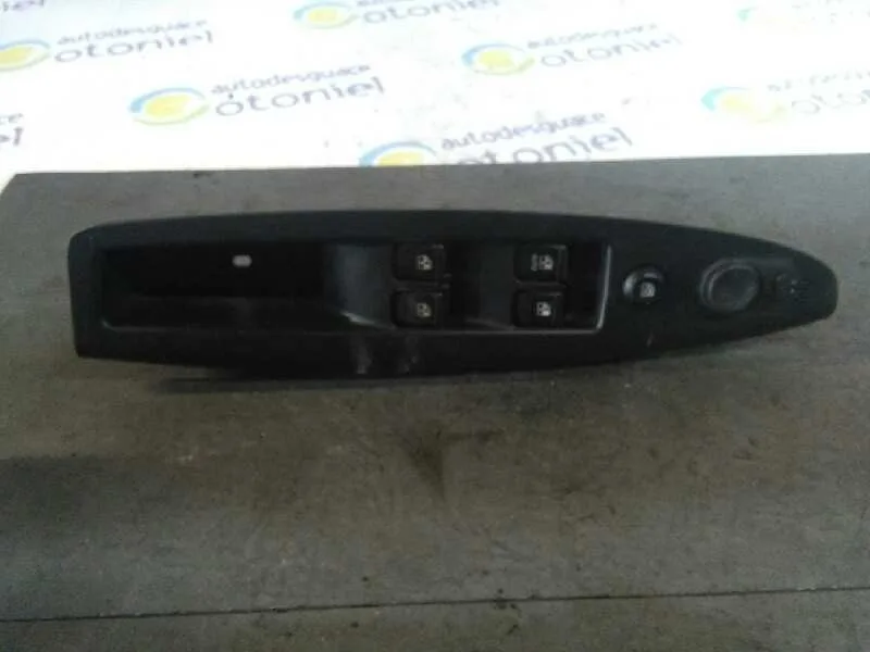 Mando Elevalunas Delantero Izquierdo para Daewoo Nubira Berlina