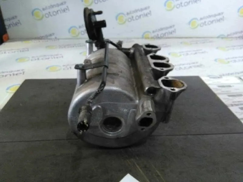 Colector Admision para Seat Ibiza (6L1)
