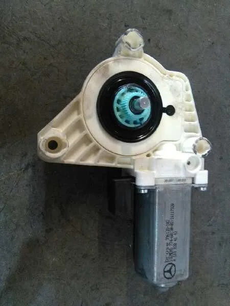 Motor Elevalunas Delantero Izquierdo para Mercedes-Benz Clase B (W245)