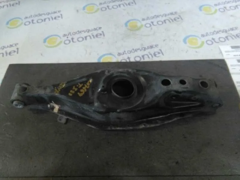 Brazo Suspension Inferior Trasero Izquierdo para Mercedes-Benz Clase C (W203) Berlina