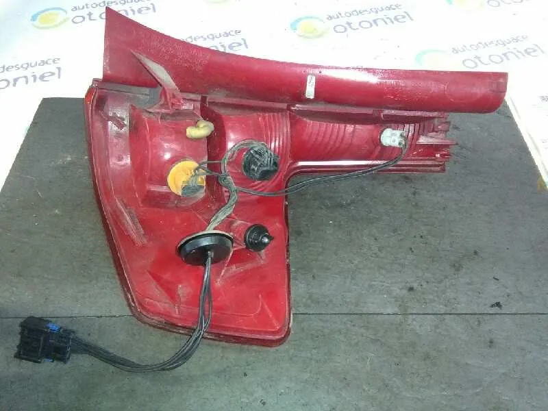 Piloto Trasero Izquierdo para Citroën C4 Berlina