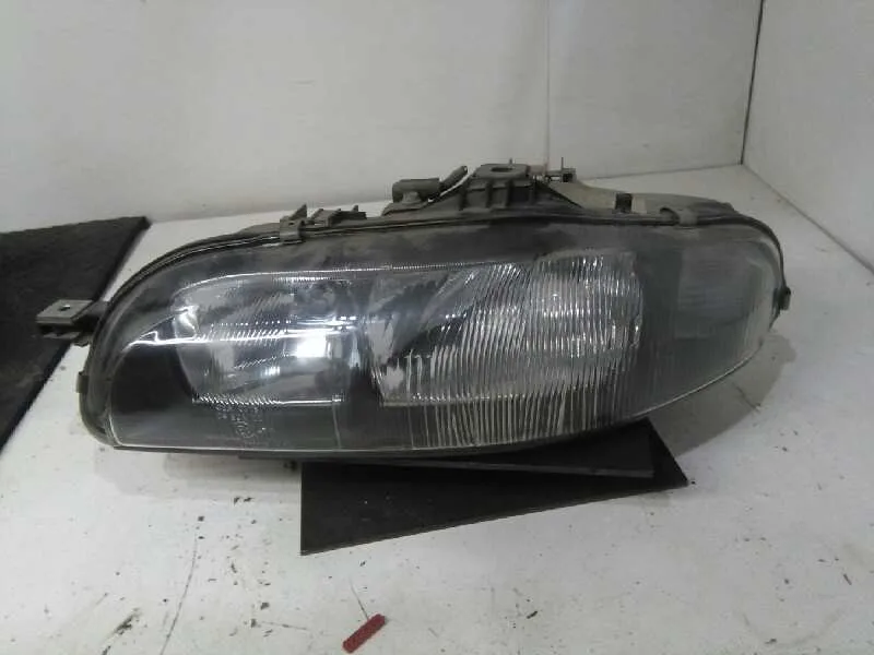 Faro Izquierdo para Fiat Brava (182)