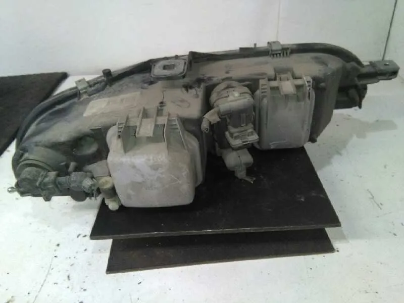 Faro Izquierdo para Fiat Brava (182)