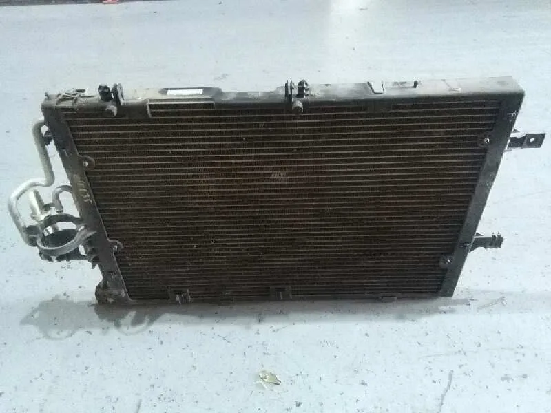 Condensador / Radiador Aire Acondicionado para Opel Corsa C