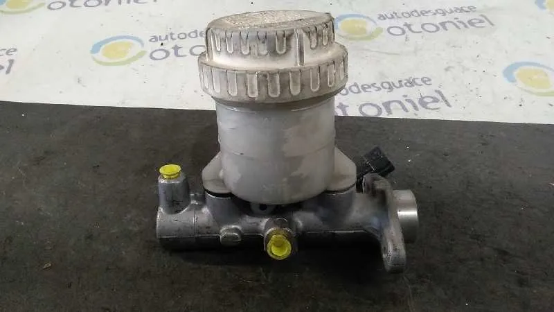 Bomba Freno para Mitsubishi Montero Sport (K90)