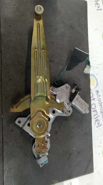 Elevalunas Trasero Izquierdo para Mitsubishi Montero Sport (K90)