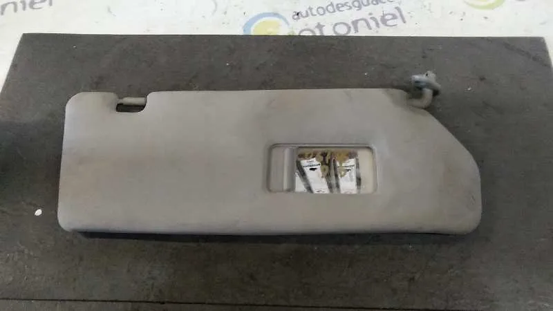 Parasol Derecho para Mitsubishi Montero Sport (K90)