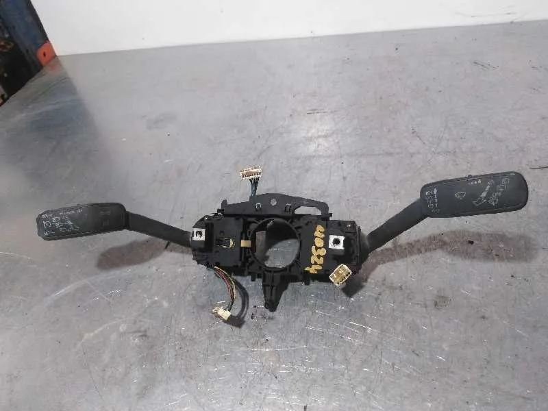 Mando Multifuncion para Seat Leon St (5F8)