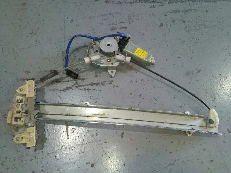Elevalunas Delantero Izquierdo para Nissan Almera (N16/E)