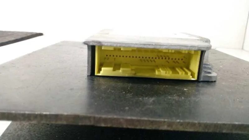 Centralita Airbag para Skoda Octavia Berlina (1U2)