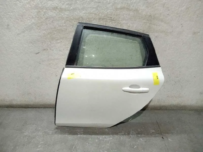 Puerta Trasera Izquierda para Volvo V40