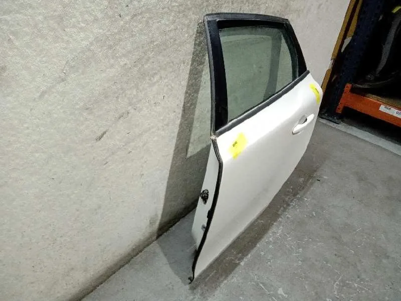 Puerta Trasera Izquierda para Volvo V40