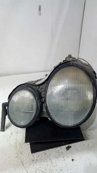 Faro Izquierdo para Mercedes-Benz Clase E (W210) Berlina