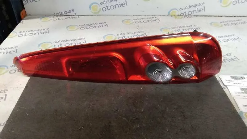 Piloto Trasero Derecho para Ford Fiesta (Cbk)
