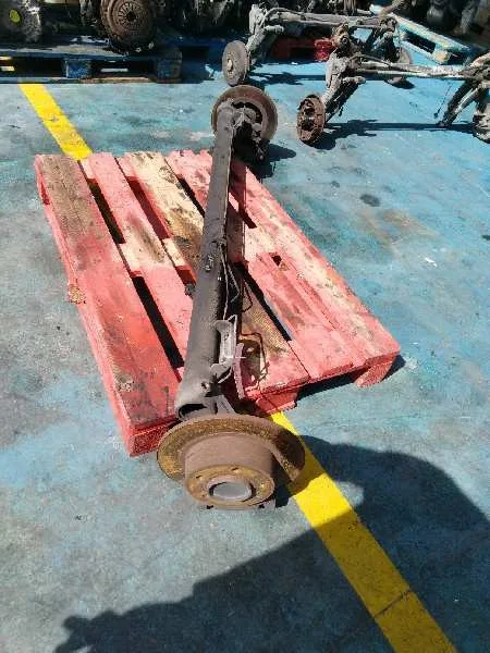 Puente Trasero para Nissan Interstar Mod. 04 (X70)