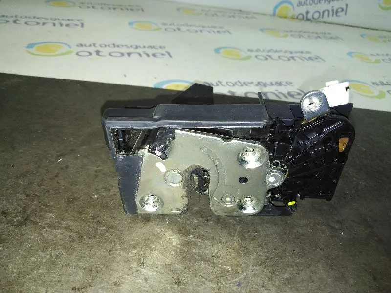 Cerradura Puerta Trasera Derecha para Dacia Sandero