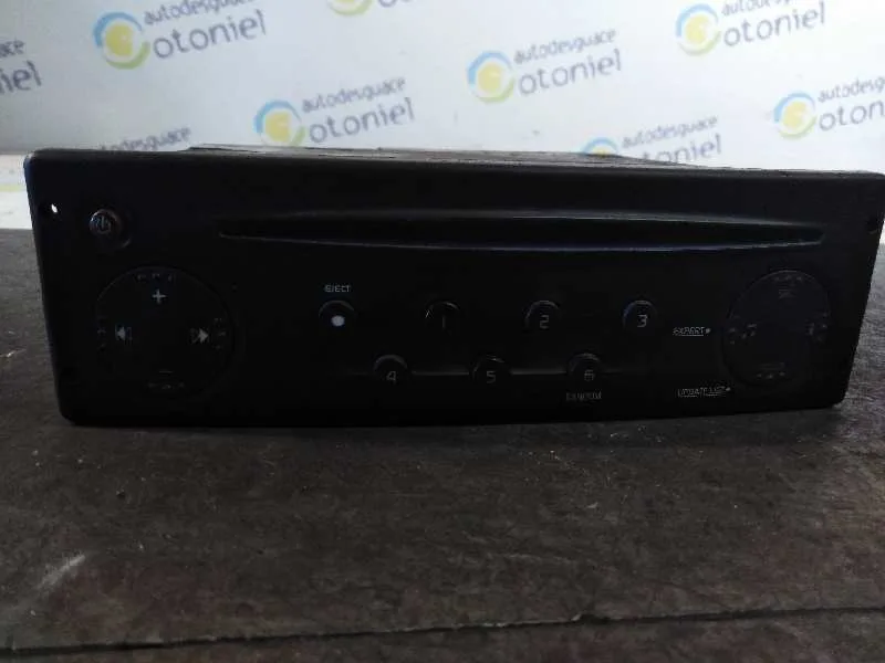 Sistema Audio / Radio Cd para Nissan Interstar Mod. 04 (X70)