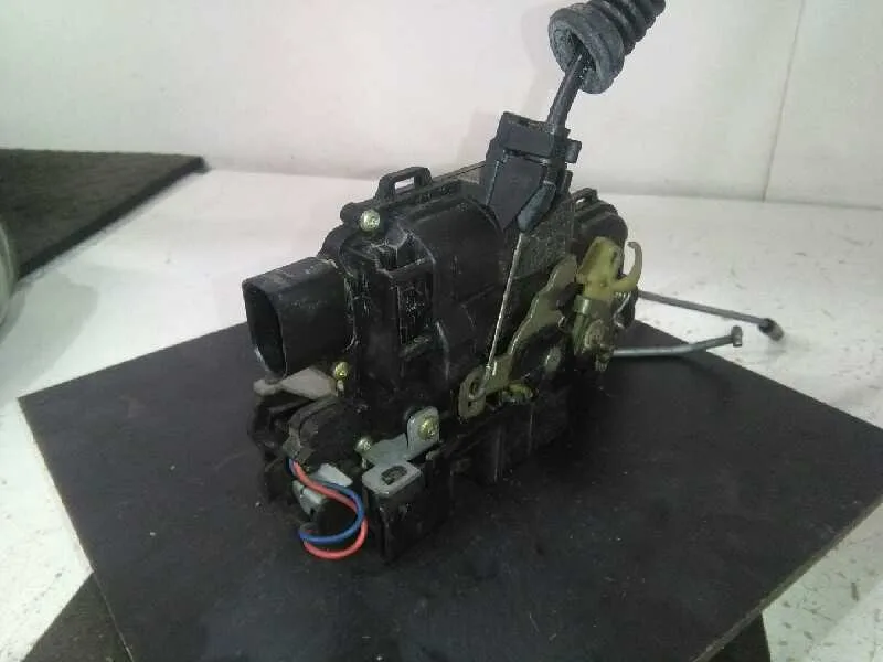 Cerradura Puerta Delantera Derecha para Seat Leon (1M1)