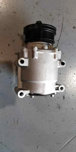 Compresor Aire Acondicionado para Ford Focus Berlina (Cak)