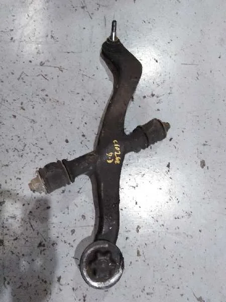 Brazo Suspension Inferior Delantero Derecho para Nissan Interstar Mod. 04 (X70)
