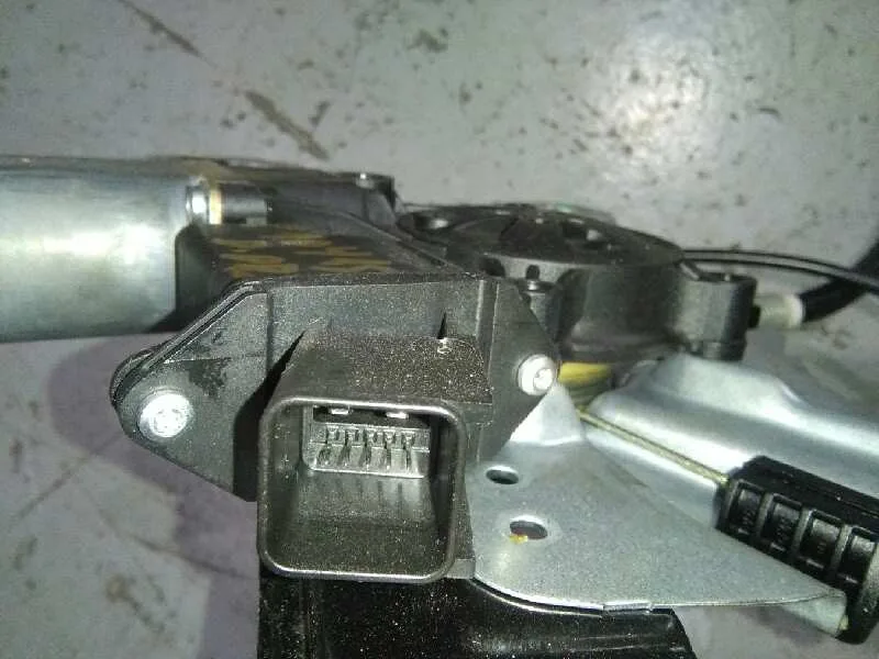 Elevalunas Delantero Derecho para Opel Zafira Tourer