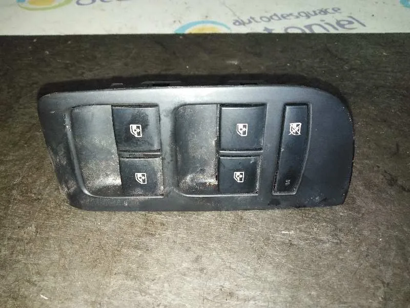Mando Elevalunas Delantero Izquierdo para Opel Zafira Tourer