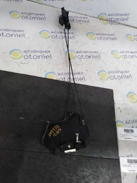 Cerradura Puerta Trasera Derecha para Toyota Corolla (E12)