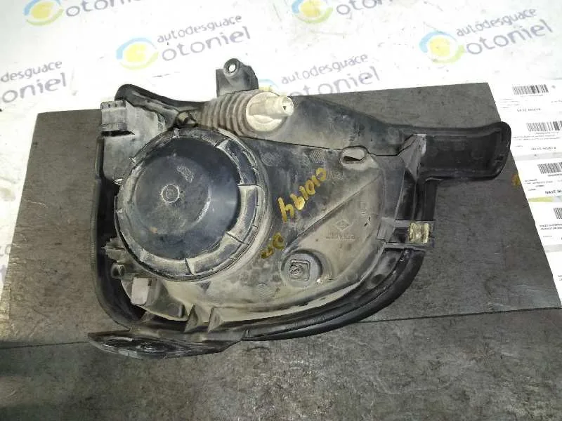 Faro Derecho para Renault Kangoo (F/Kc0)