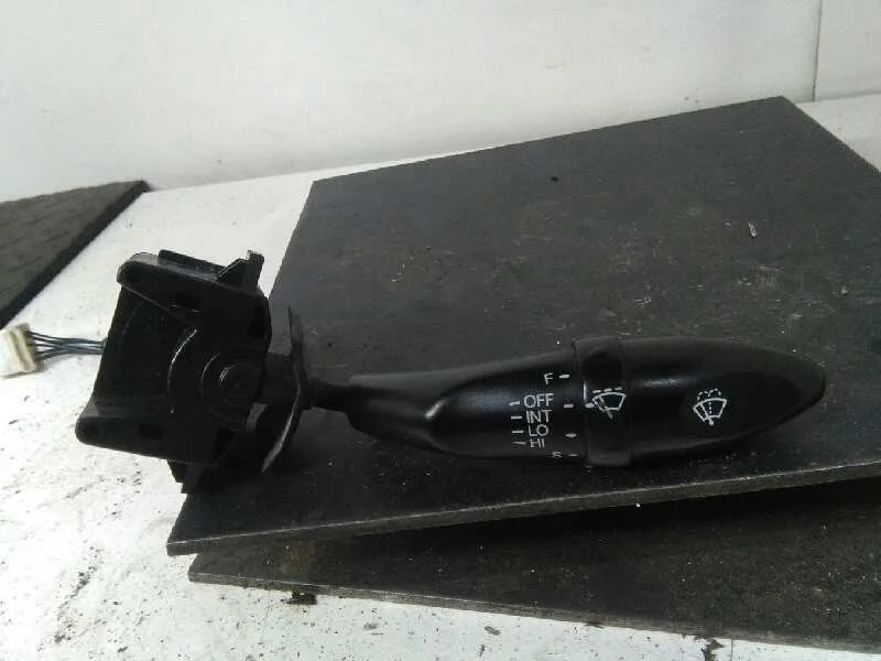 Mando Limpia para Hyundai Lantra Berlina (Rd)