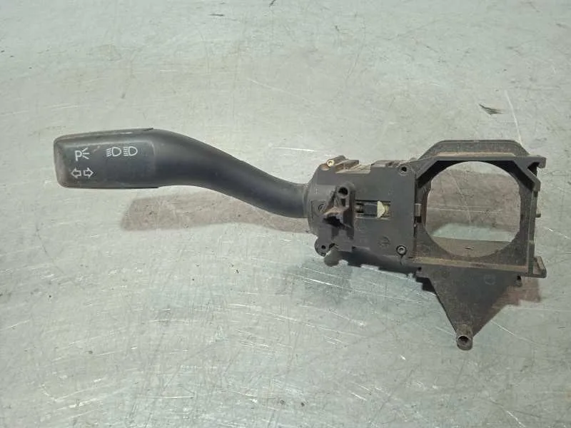 Mando Luces para Audi A4 Berlina (8E)