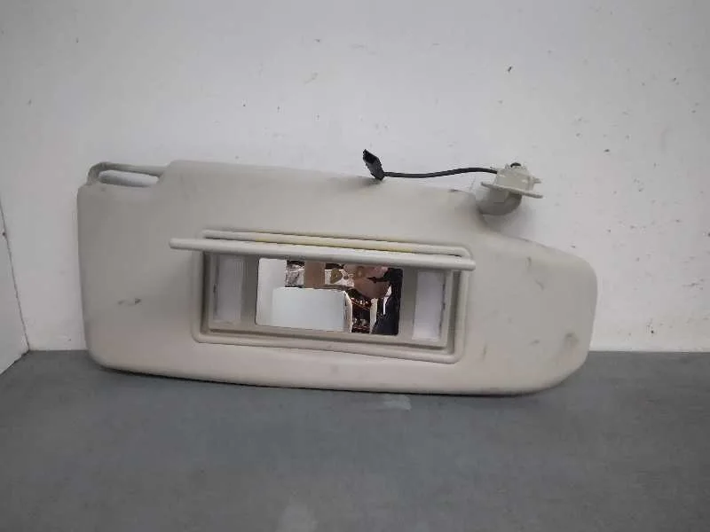 Parasol Derecho para Volvo V40
