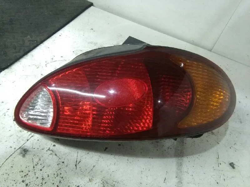 Piloto Trasero Derecho para Hyundai Lantra Berlina (Rd)