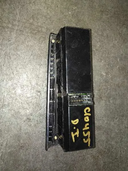 Mando Elevalunas Delantero Izquierdo para Mitsubishi Santamo (Hyundai)