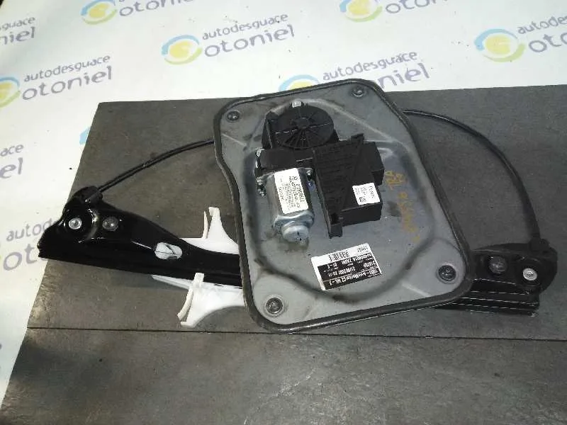 Elevalunas Trasero Izquierdo para Skoda Fabia (5J2 )