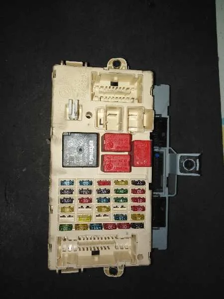 Caja Reles / Fusibles para Fiat Stilo (192)