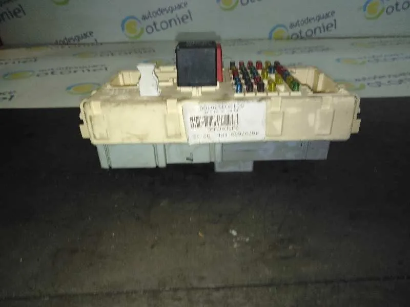 Caja Reles / Fusibles para Fiat Stilo (192)